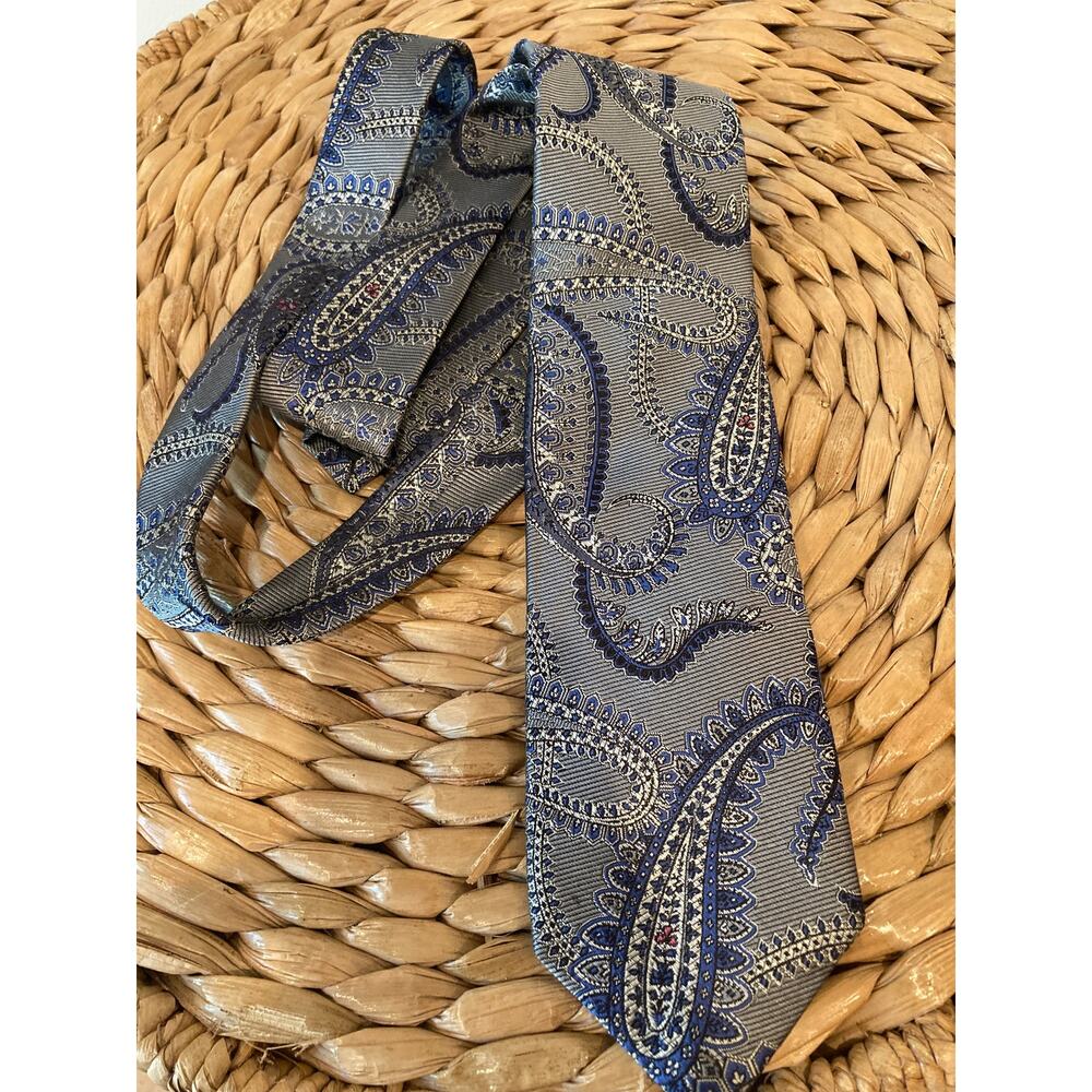 Robert Talbott Carmel Paisley Blue Tie Hand Sewn Silk Classic Perfect Condition